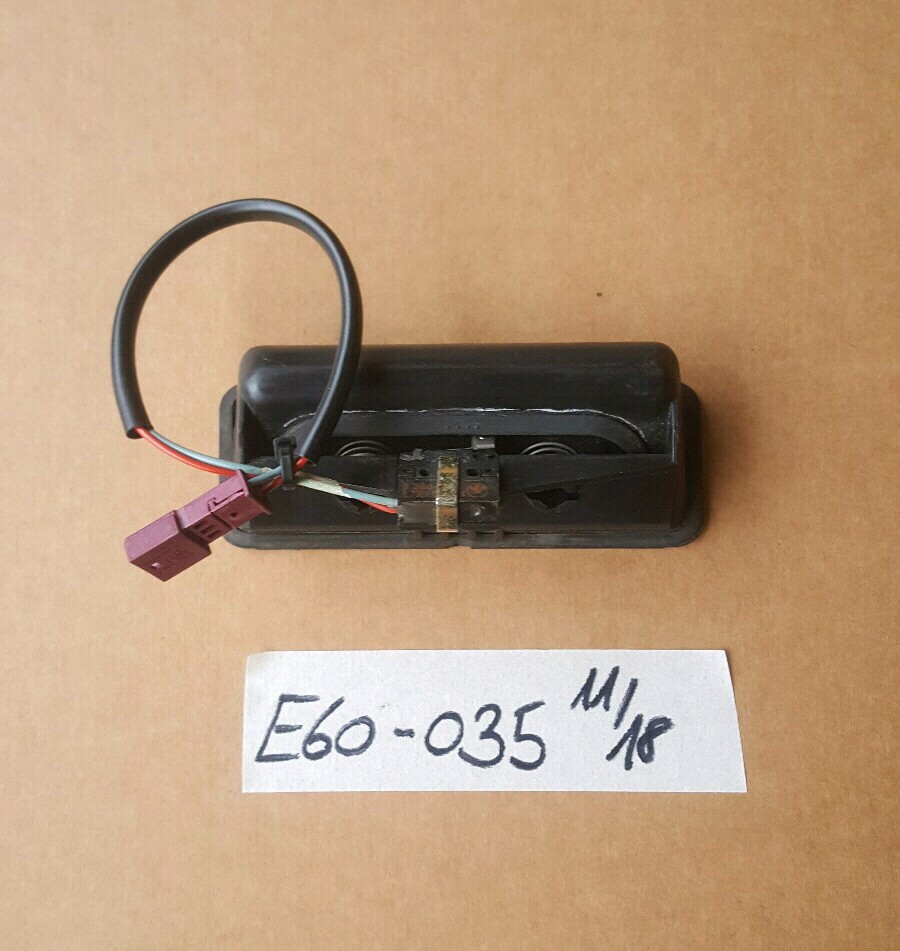 BMW E60 E61 E39 Kontakt Schalter Mikroschalter Heckdeckel Taster Öffner 8168035 – Bild 2