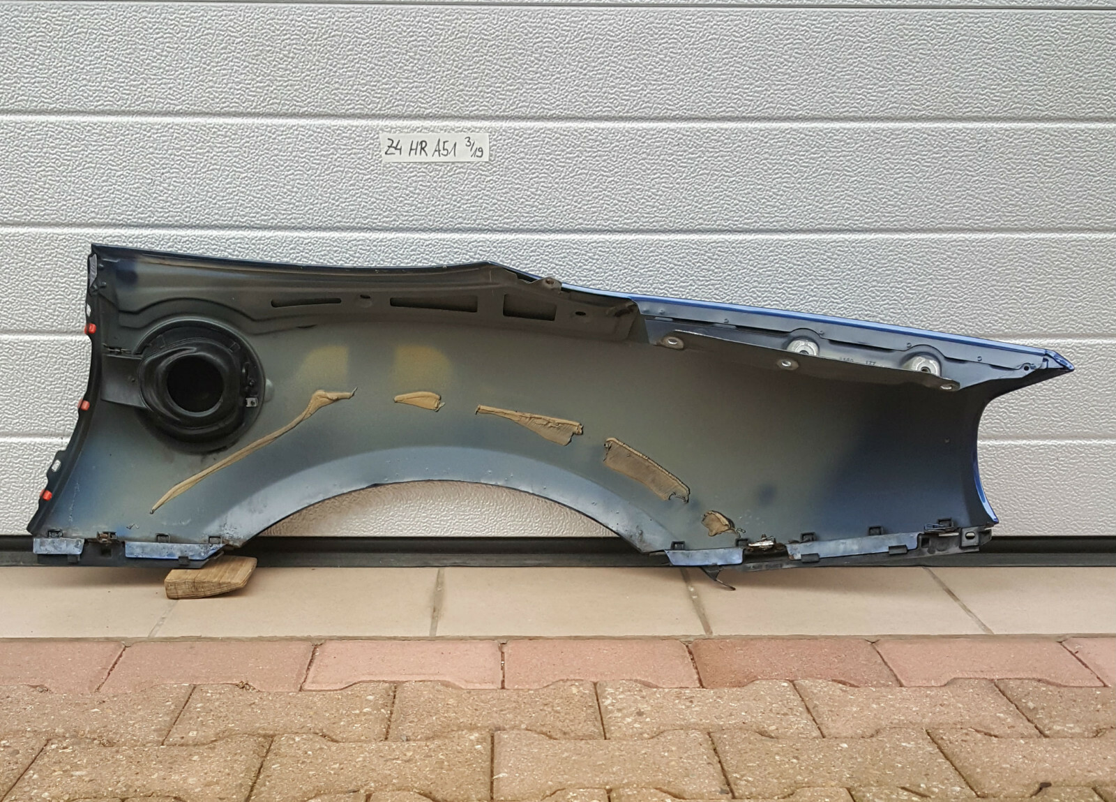 BMW Z4 Seitenwand Aussenhaut Kotflügel HINTEN RECHTS  Montego Blau A51