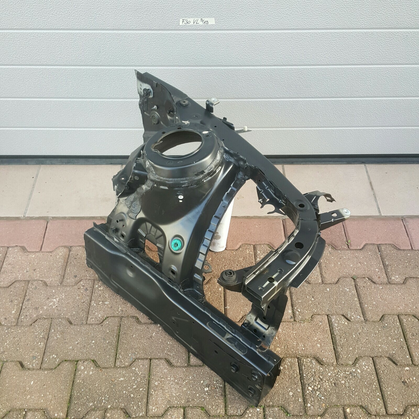 BMW F20 F30 F31 F34 F35 F80 Längsträger Radhaus Dom Reparatur Blech VORNE LINKS – Bild 1