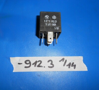 BMW E21 E30 E28 E24 E23 Z1 Relais schwarz 1373912 – Bild 1