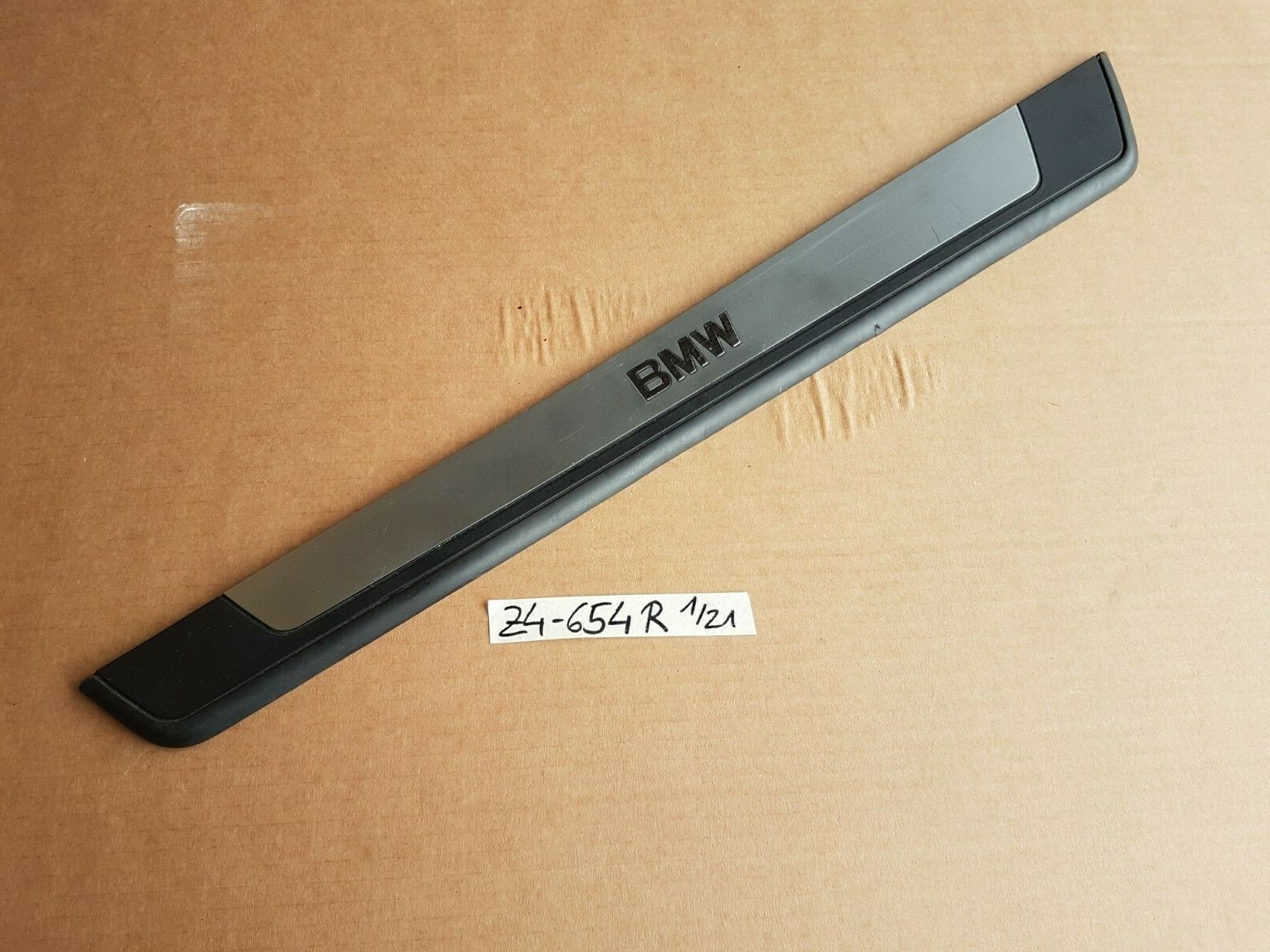 BMW Z4 E85 Blende Leiste Einstieg Einstiegsleiste RECHTS 7016654 Riss im Gummi