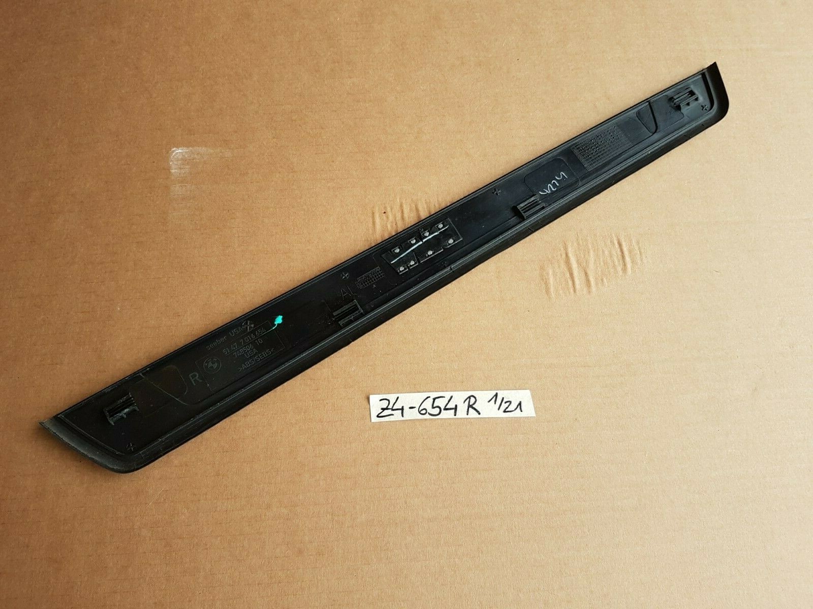 BMW Z4 E85 Blende Leiste Einstieg Einstiegsleiste RECHTS 7016654 Riss im Gummi