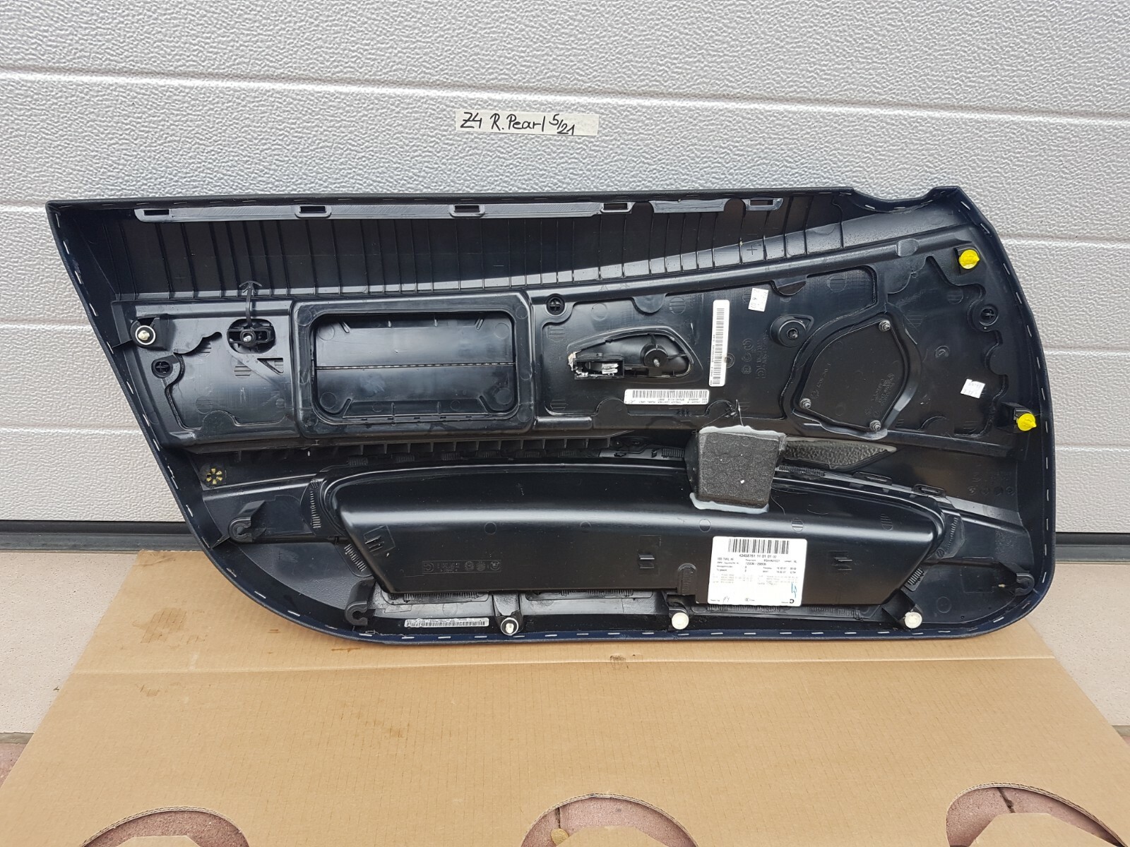 BMW Z4 E85 E86 Tür Verkleidung Türtafel Leder Pearl grau RECHTS Beifahrer Seite