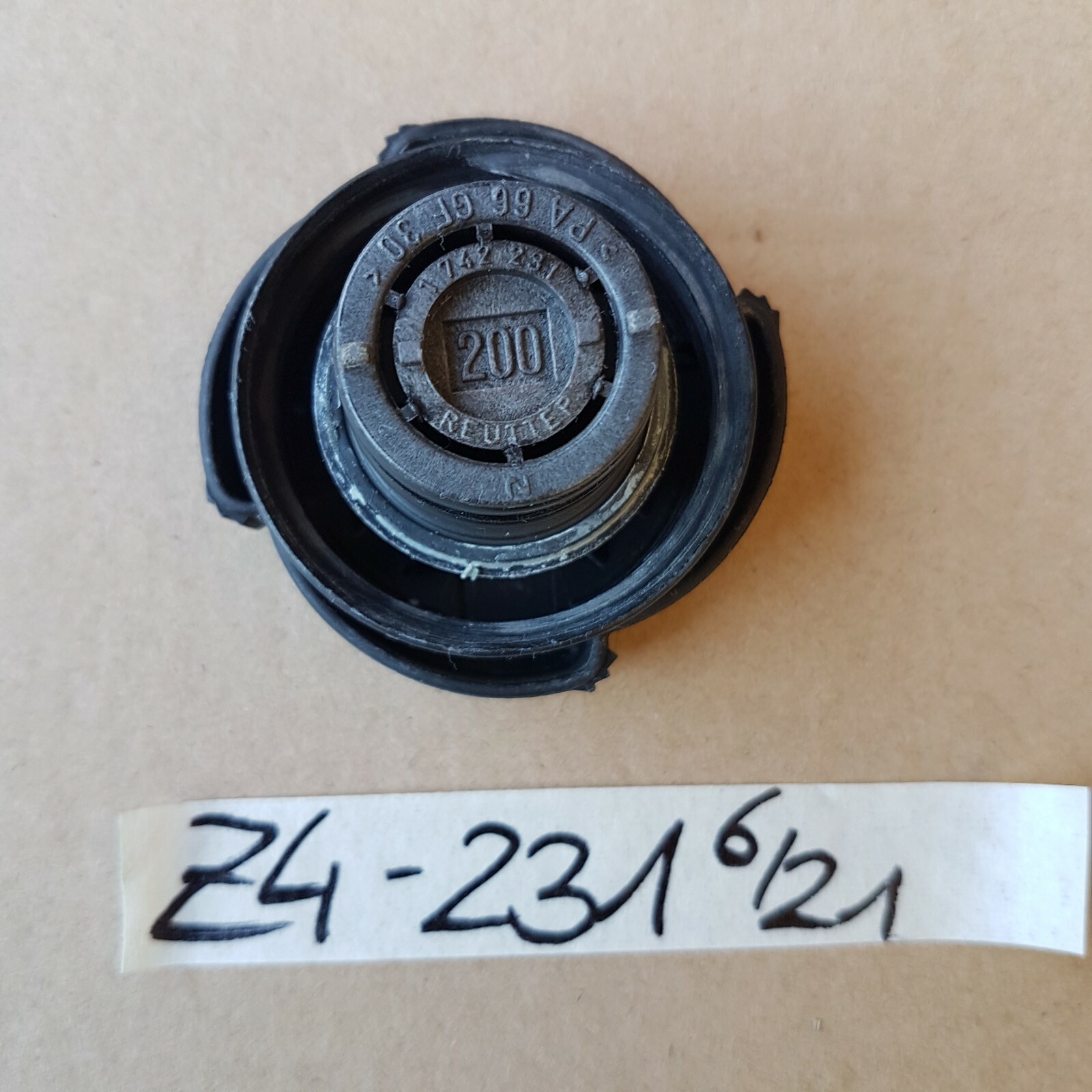 BMW E34 E36 Z3 E46 Z4 E85  Deckel Ausgleichsbehälter Kühler Verschluss 1742231 – Bild 2
