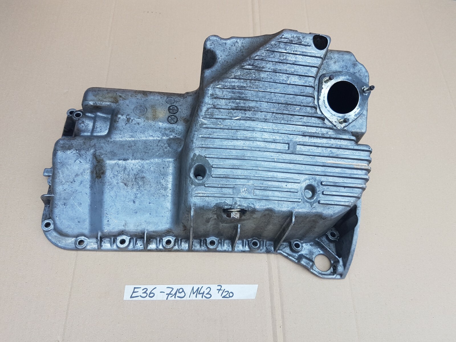 BMW E36 E46 Z3 Ölwanne Oelwanne M43TU 1,6 Liter 1,8 Liter 1432719  ABHOLUNG  – Bild 2