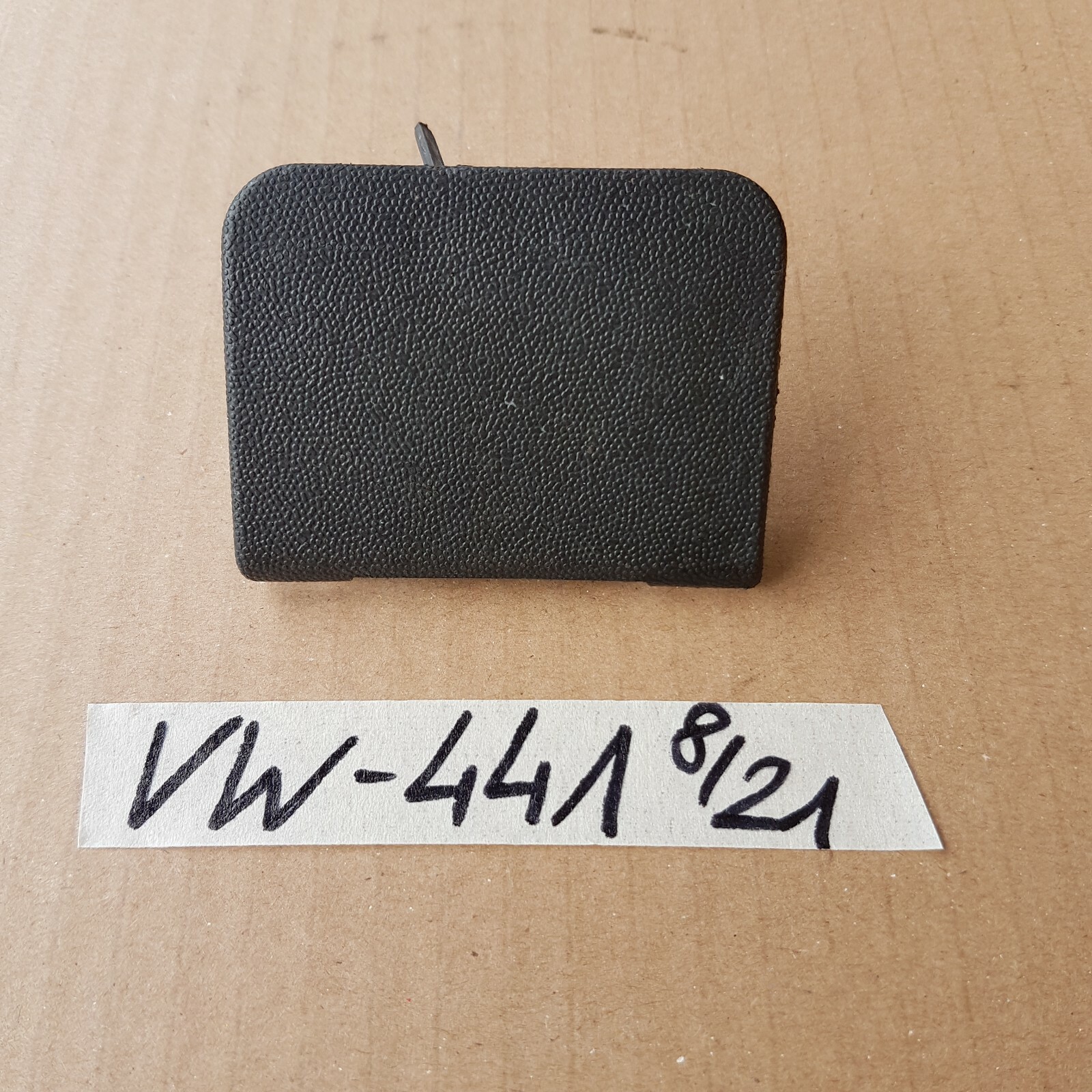 VW Polo 86c Abdeckung Abschlepphaken Stossstange Vorne Blende Kappe 867807441 – Bild 1