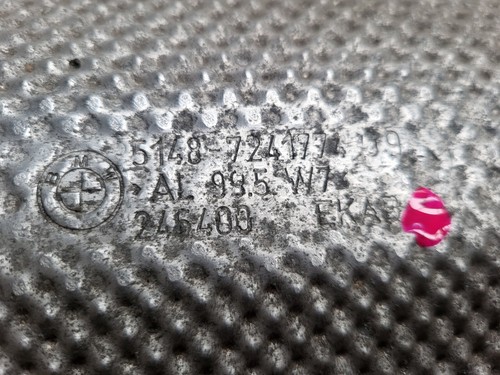 BMW F30 F31  F32 F33 F36 Hitzeblech Wärmeisolierung Tank 7241774 – Bild 2