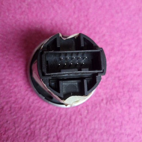 BMW E90 E91 E92 E93  X1 E84 Z4 E89 Start Stop Engine 6949913 Schalter 9154945 – Bild 3