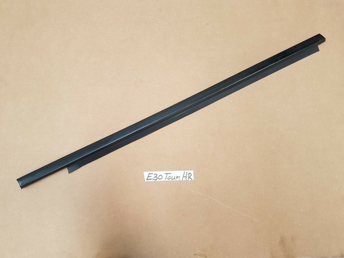 BMW E30 Touring Zierleiste Tür Leiste hinten rechts  – Bild 1