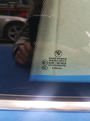 BMW E92 Coupe Seiten Scheibe Fenster Glas HINTEN LINKS  – Bild 2