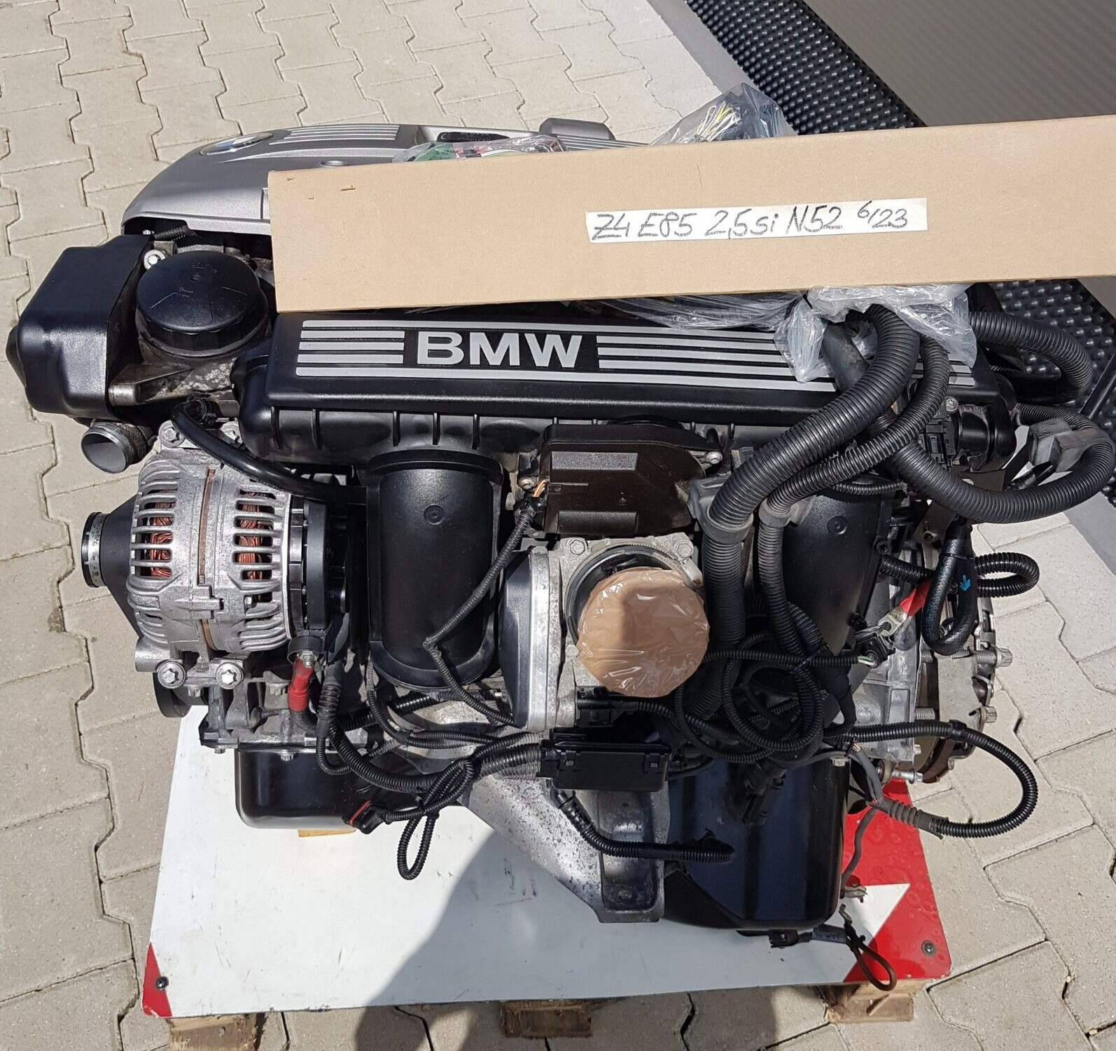 BMW Z4 E85 Motor 177 PS  2,5i Engine N52 Zylinderkopf ca. 103.000 Km ABHOLUNG – Bild 2