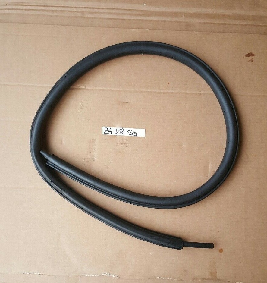 BMW Z4 E85 E86 Beifahrer Tür Dichtung Kantenschutz Gummi RECHTS – Bild 1