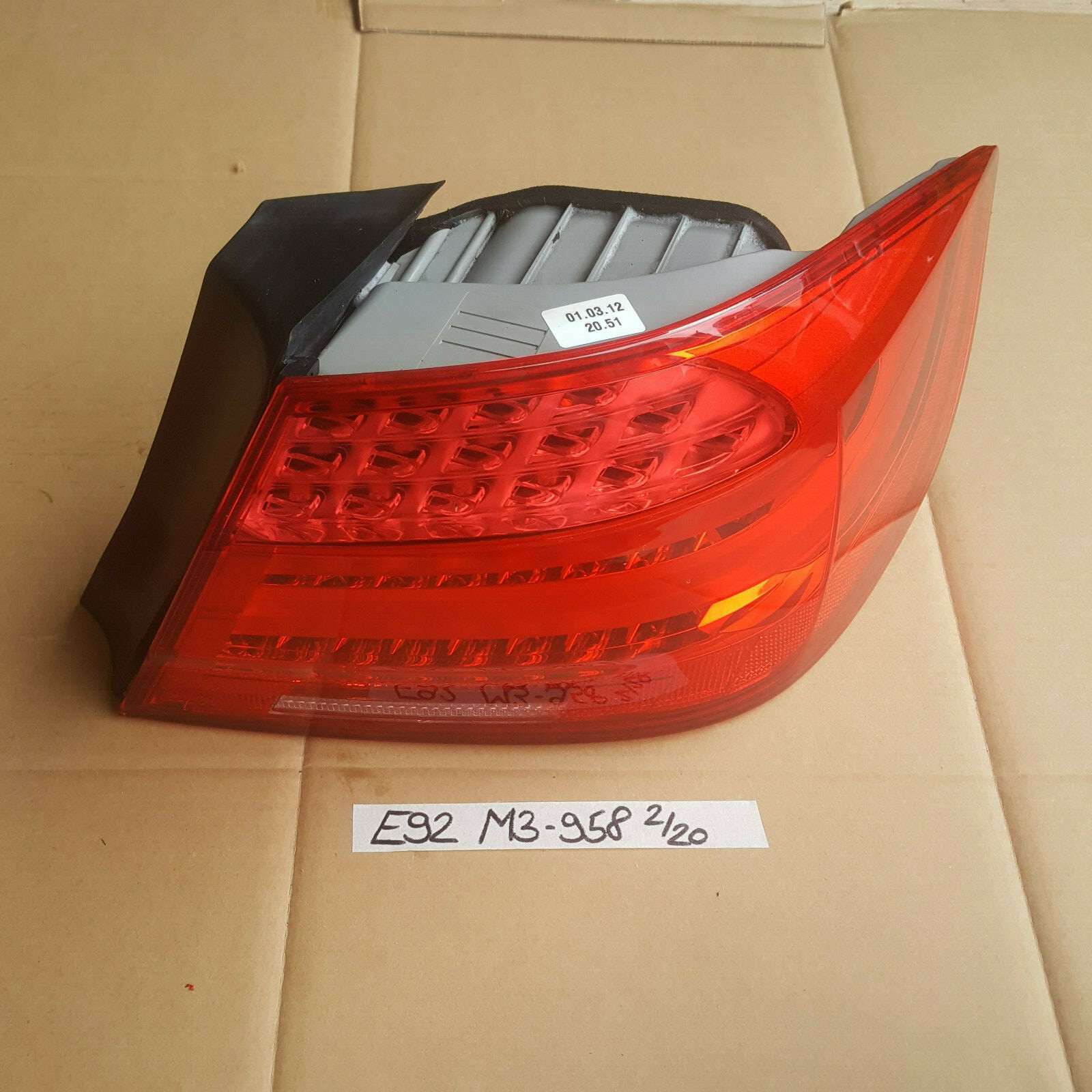 BMW E92 M3 LCI Facelift Rücklicht LED Heckleuchte Seitenwand rechts 7251958 – Bild 2