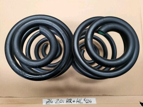 BMW Z4: E85 E86 Spiral Tonnen Fahrwerks Schrauben Feder HINTEN  rechts + links