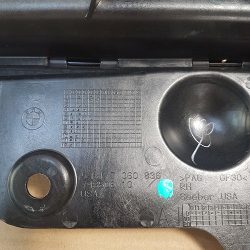 BMW Z4 E85 Aufnahme Verdeckkasten LINKS 7060835 Verdeck Klappe RECHTS 7060836 – Bild 3