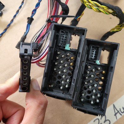 BMW Z3  Audio Kabelbaum HiFi Radio Adapter  Wechsler + Verstärker Kabel 1388889