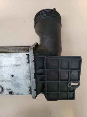 BMW E90  E91  E81  E82  E87  E88 X1 Ladeluftkühler Kühler / intercooler 3093796 – Bild 8