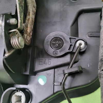 BMW E46 Cabrio Coupe Türschloss Fahrer Türe Drehfallen Schloss LINKS  