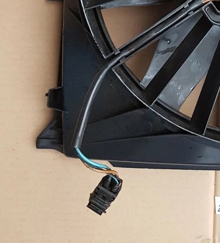 BMW E36 + Z3 Stecker für Motor Lüfter  Drucklüfter Anschluss Stecker + Kabel 