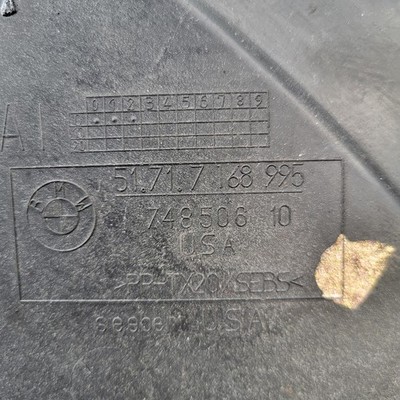 BMW Z4 E85 Spritzschutz Radschale Befestigung VORNE Unten LINKS 7168995 geklebt  – Bild 2