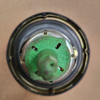 BMW E46 E39 E90 E91 E87 Cabrio Tank Deckel Verschluss Klappe 1183342 – Bild 3