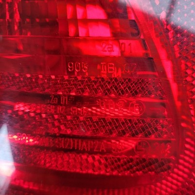 original BMW 3er E46 Cabrio Rücklicht / Rückleuchte / Bremslicht LINKS 8384843 – Bild 3