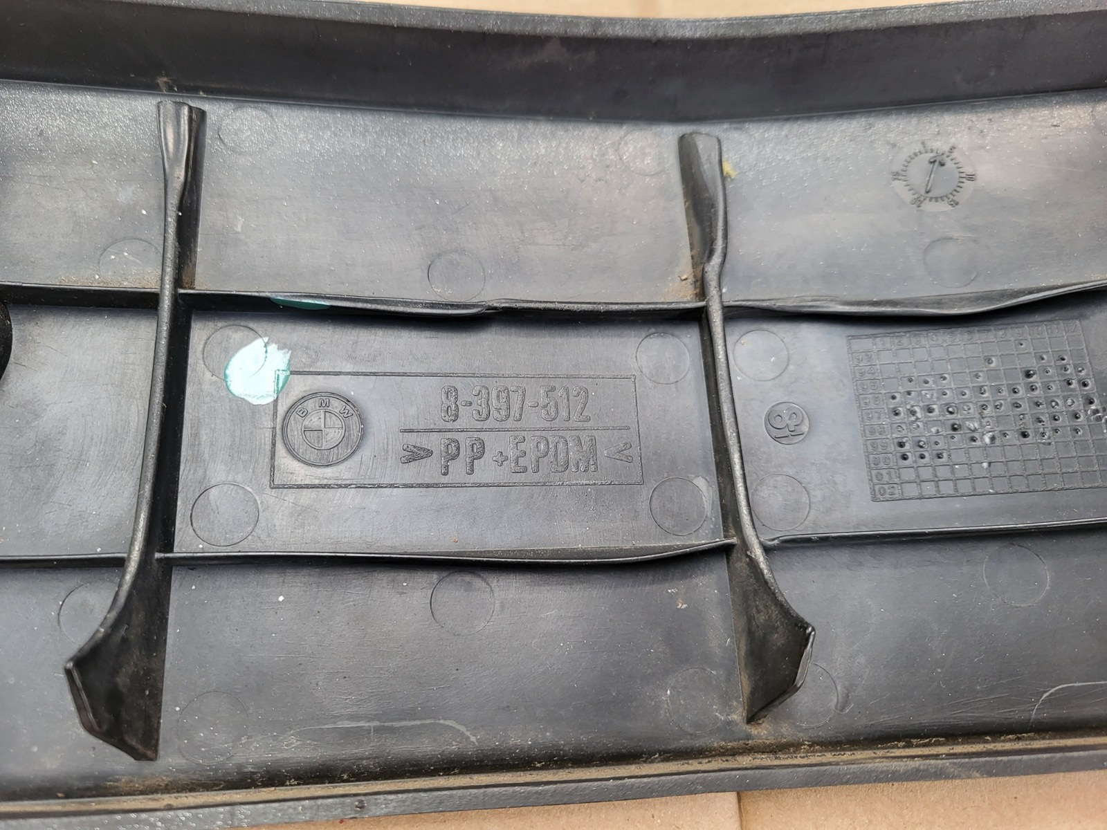 BMW Z3 Kennzeichen Halter Stoßstange VORNE Nummernschild Halterung 8397512