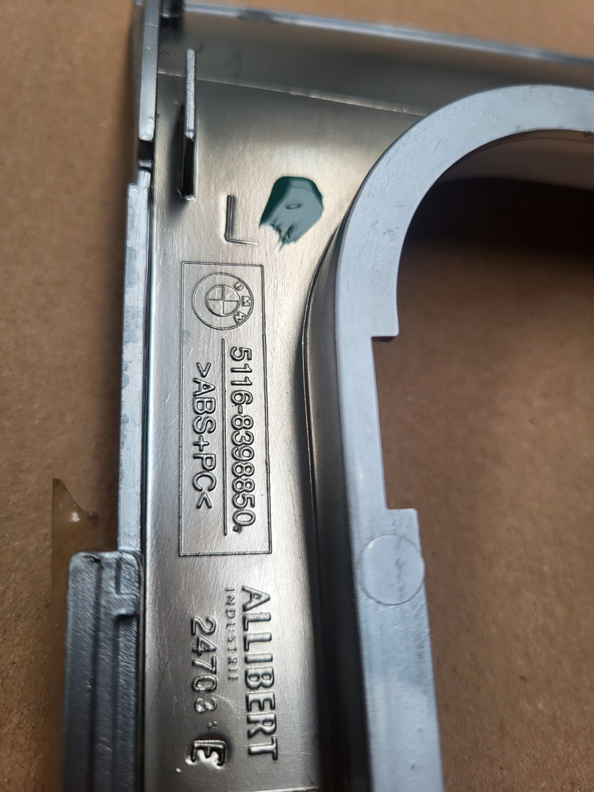 BMW Z3 Mittelkonsole Blende Alu Verkleidung für Schaltsack  8398850 Zigaretten – Bild 3