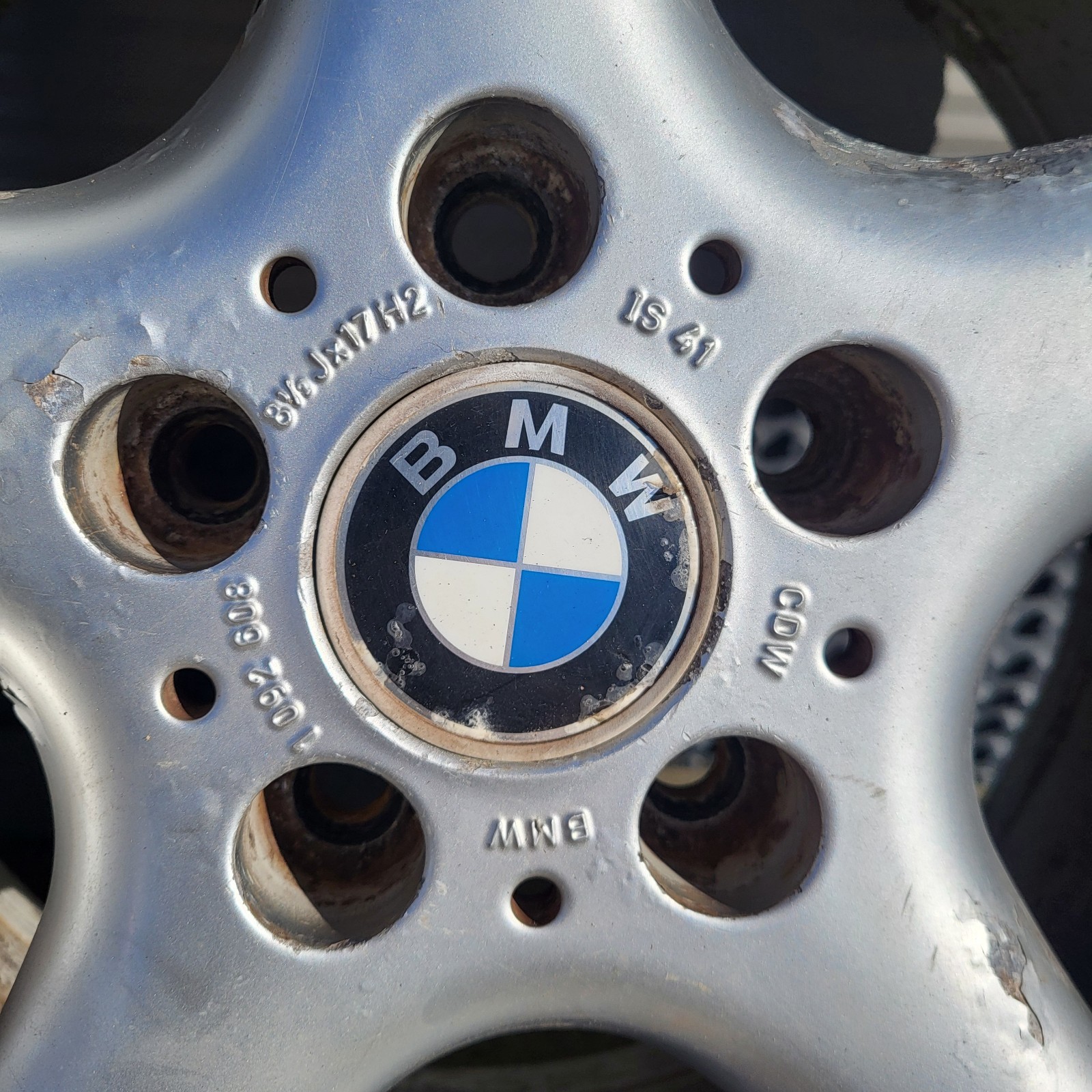 EINE BMW E36 Z3 E46 Z4 Alufelge 8,5 J x 17 Zoll 1092608 + Reifen 225/40 ABHOLUNG – Bild 2