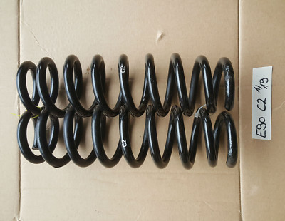 BMW E90 E92 Federn C2 Fahrwerksfeder Schrauben Spiral Feder HINTEN rechts links – Bild 1