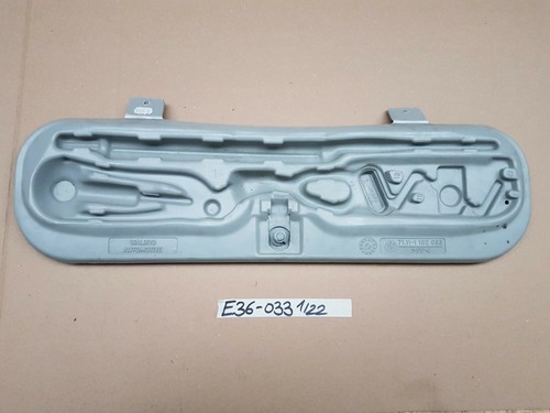 BMW E36  Werkzeugkasten Bordwerkzeug Werkzeug Box leer 1182033 – Bild 1