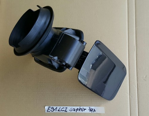 BMW E90 E91 Tank Deckel Klappe Abdecktopf 7073961 schwarz black saphir  – Bild 2