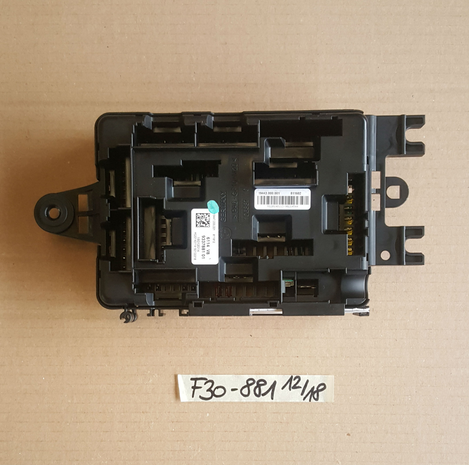 BMW F20 F21 F30 F31 F34 F35 F80 Sicherungskasten HINTEN 9337881 – Bild 2