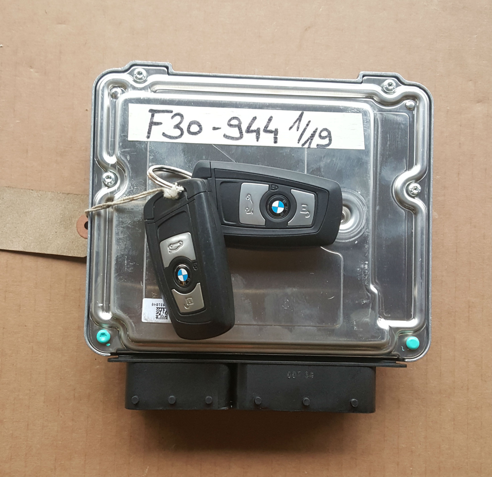 BMW F20 F21 F30 F31  Motorsteuergerät DDE 8578944 mit Schlüssel Chip – Bild 2