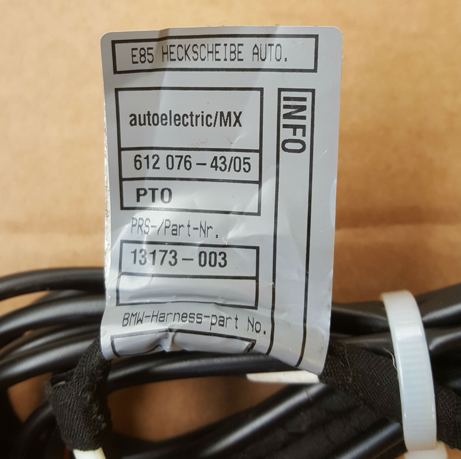 BMW Z4 E85 Kabel für Heckscheibe Kabelbaum Heizung Scheibe HINTEN 6120764 