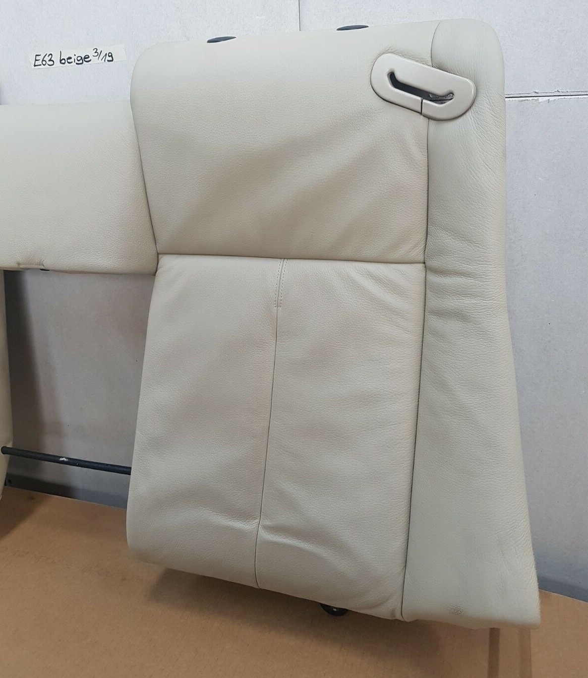 BMW 6er E63 Leder Sitz Rücksitzbank beige Rückbank Oberteil ohne Kopfstützen – Bild 3