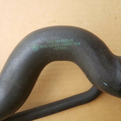 BMW E90 E91 E92 E93 LCI Kühlwasser Kühler Schlauch Motor Vorlauf oben 8511623  – Bild 2