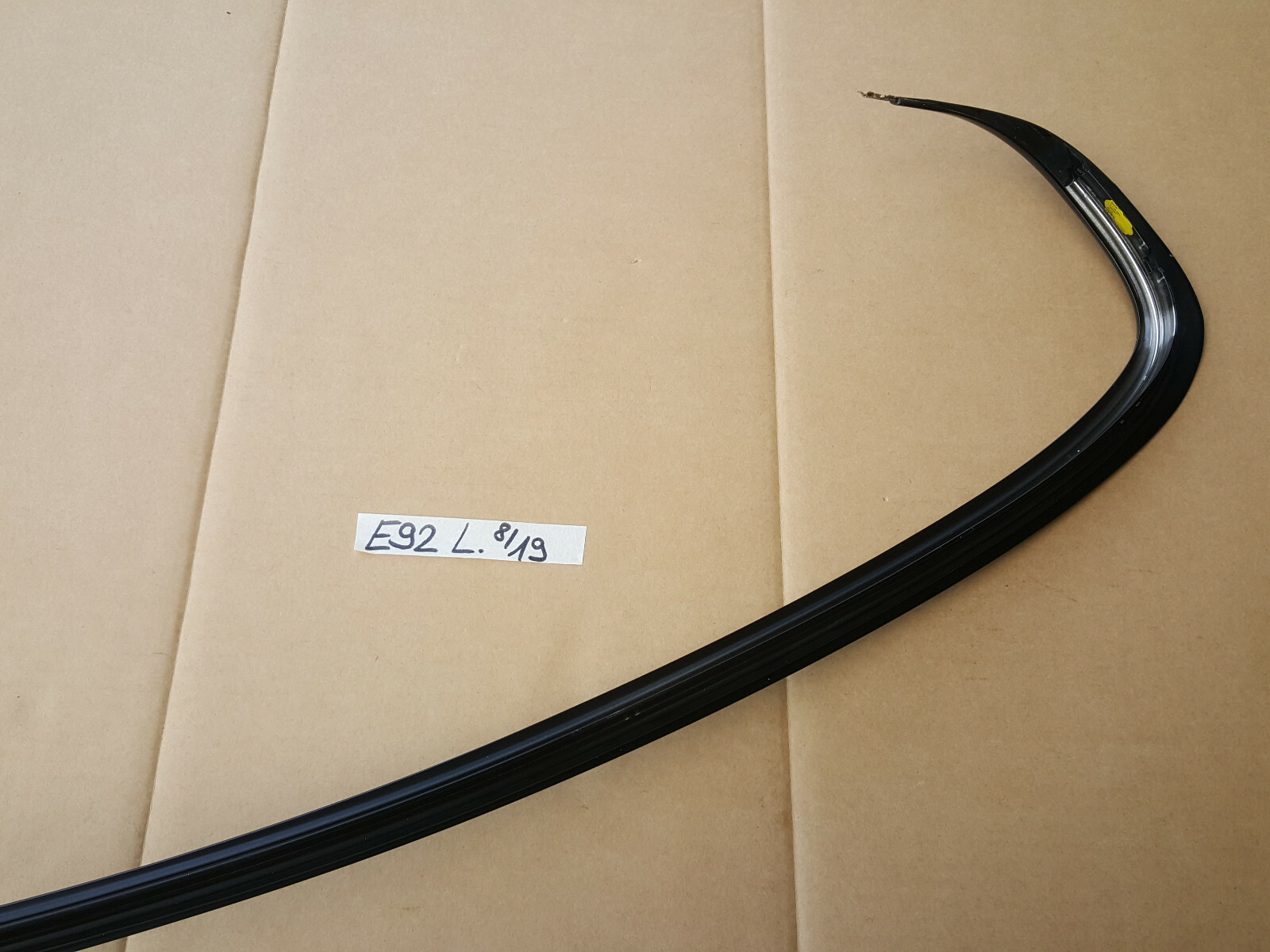 BMW E92 Coupe Dach Leiste LINKS Fenster Rahmen über Seiten Scheibe ABHOLUNG – Bild 4