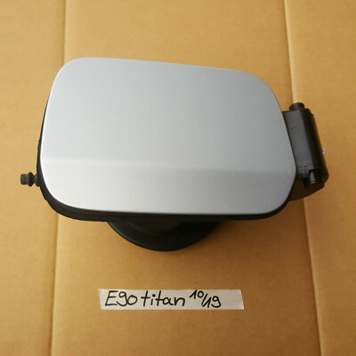 BMW E92 Coupe Tank Deckel Klappe Tankdeckel Titan Silber  metallic  – Bild 1