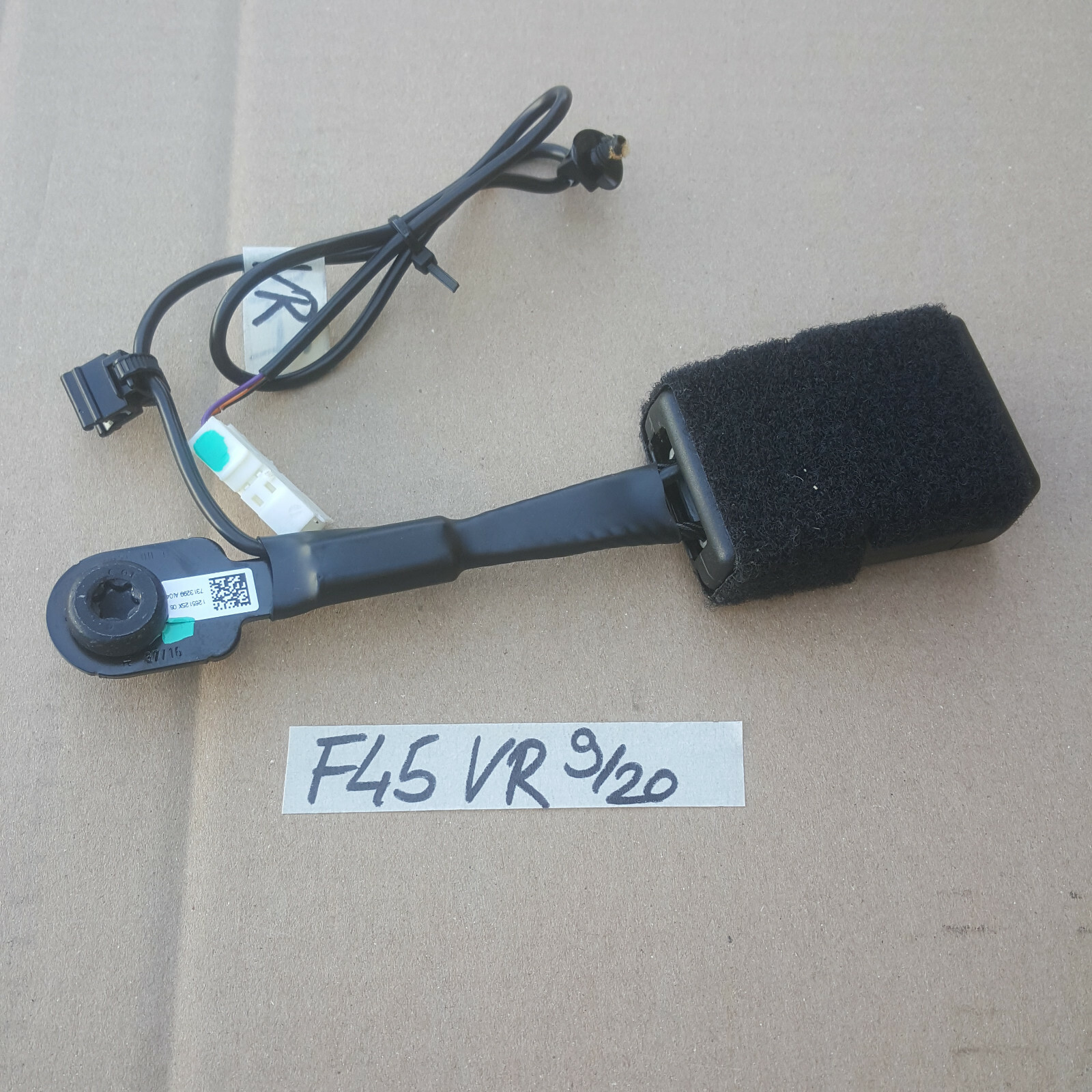 BMW 2er F45 F46 Gurtstraffer Gurt Strammer Gurt Schloss VORNE RECHTS 7313298 – Bild 1