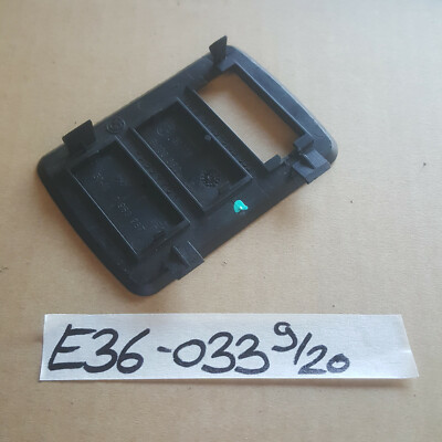 BMW E36 Blende Schalter Rahmen 8146033 mit 2 Blindstopfen – Bild 2
