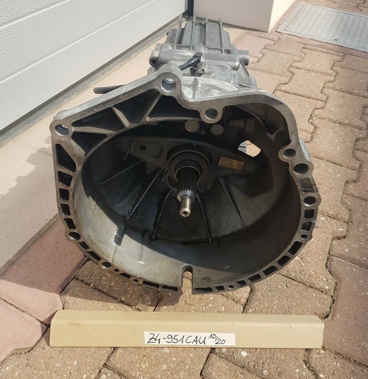 BMW Z4 E85 + E46 Getrag Getriebe 6 Gang Schaltgetriebe 0237951 CAU – Bild 2
