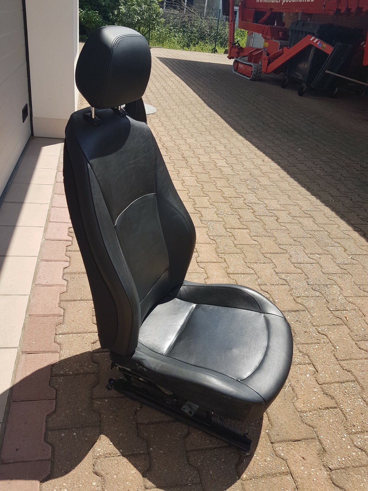 BMW Z4 E85 Fahrer Sitz Leder schwarz  VORNE LINKS  black leather seat ABHOLUNG