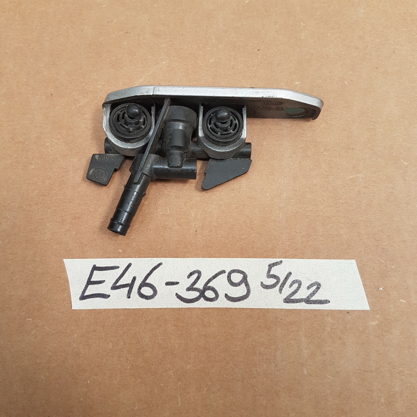 BMW E46 Limo Touring Vorfacelift Abdeckung Waschdüse Blende Waschanlage 8374369 – Bild 2