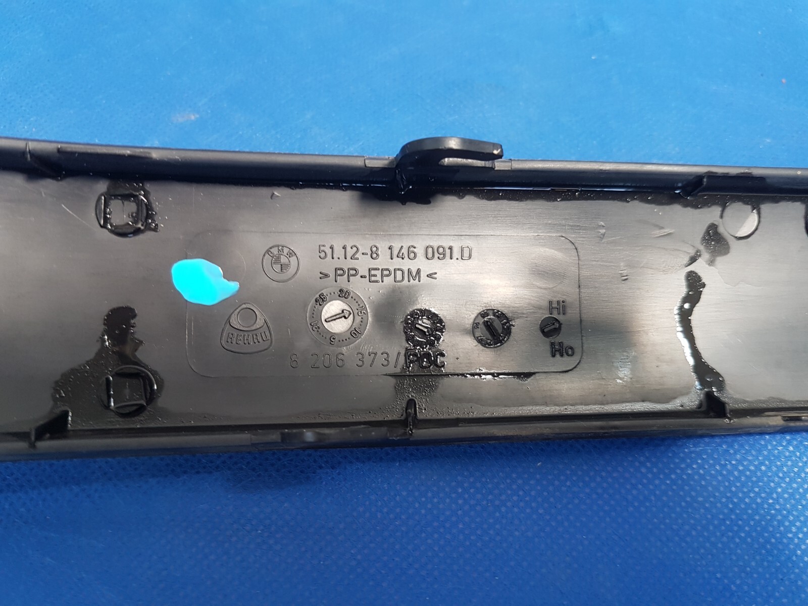 BMW E36 Compact  Zier Leiste Stoßstange Stossleiste Hinten links 8146091 – Bild 3