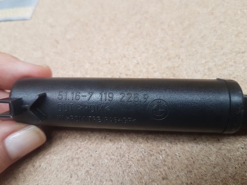 BMW 5er E60 E61 Handschuhfach Dämpfer 7119226 – Bild 2