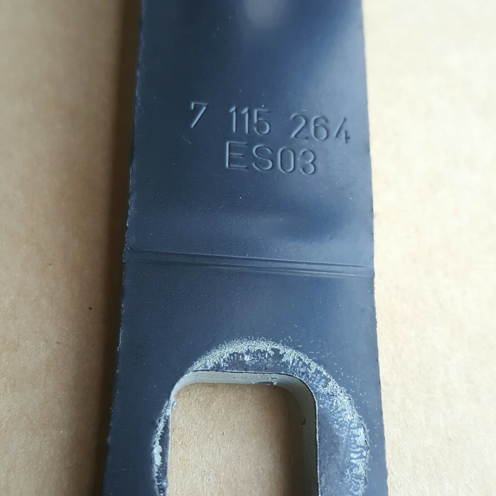 BMW E90 E91 E92 Hauben Motorhauben Scharnier 7115263 Gelenk Frontklappe 7115264 – Bild 2