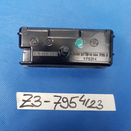 BMW Z3 Roadster Mittelkonsole Aschenbecher Einsatz   8144795 Ablagefach Inlay 