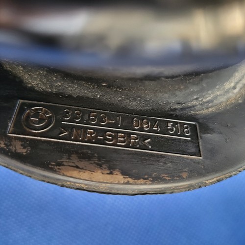 BMW Z4 E85 Spiral Tonnen Fahrwerks Schrauben Feder HINTEN rechts links 6 Zyl.