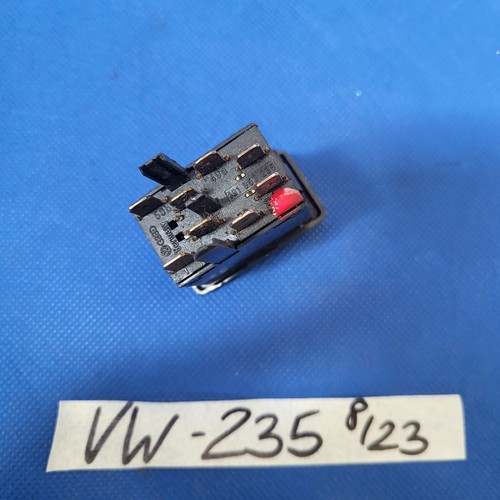 VW  Golf II Jetta 2 Warnblinklichtschalter Schalter für Warnblinker 191953235 – Bild 3